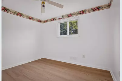 424 Lois Drive, Pittsburgh, PA 15236 - Photo 25