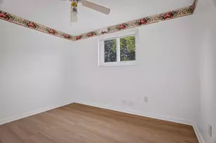 424 Lois Dr, Pittsburgh, PA 15236 - Photo 25
