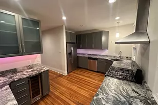 303 Belonda St, Pittsburgh, PA 15211 - Photo 9