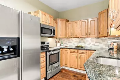 102 Martsolf Ave, Pittsburgh, PA 15229 - Photo 3