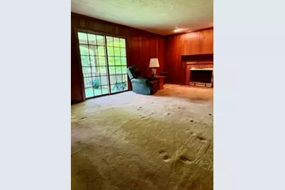 209 Claremont Dr, Lower Burrell, PA 15068 - Photo 19
