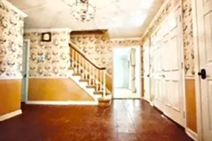 209 Claremont Dr, Lower Burrell, PA 15068 - Photo 11