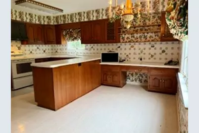 209 Claremont Dr, Lower Burrell, PA 15068 - Photo 15