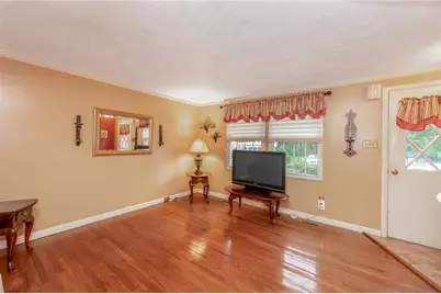 1965 Kirkby Dr, South Park, PA 15129 - Photo 7