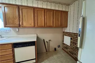 1402 Washington Blvd, Port Vue, PA 15133 - Photo 9