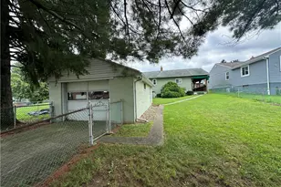 1402 Washington Blvd, Port Vue, PA 15133 - Photo 5