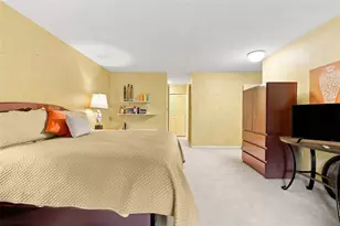 1500 Cochran Rd, Scott Township, PA 15243 - Photo 15