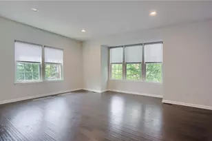 1720 St Johns Ln, Pittsburgh, PA 15143 - Photo 7