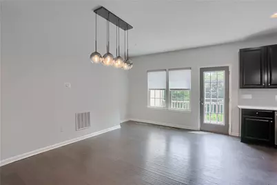 1720 St Johns Ln, Pittsburgh, PA 15143 - Photo 11