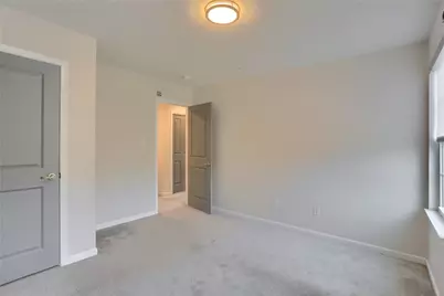 1720 St Johns Ln, Pittsburgh, PA 15143 - Photo 23