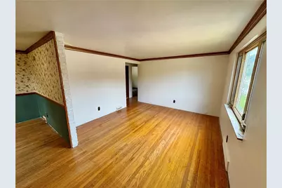 118 Sunrise Dr, Pittsburgh, PA 15236 - Photo 3