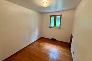 118 Sunrise Dr, Pittsburgh, PA 15236 - Photo 13