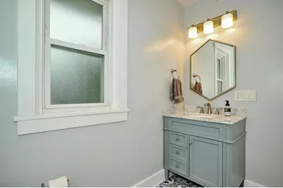 329 West Penn Place, Friendship Park, PA 15224 - Photo 15