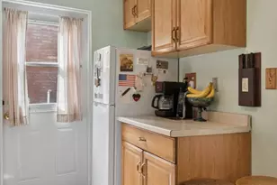 2106 Lindsay Rd, Pittsburgh, PA 15221 - Photo 3