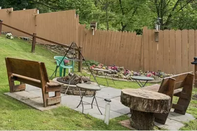 2106 Lindsay Road, Pittsburgh, PA 15221 - Photo 15
