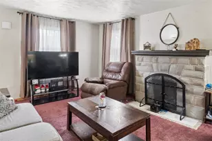 2106 Lindsay Rd, Pittsburgh, PA 15221 - Photo 7