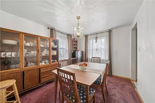 2106 Lindsay Rd, Pittsburgh, PA 15221 - Photo 5