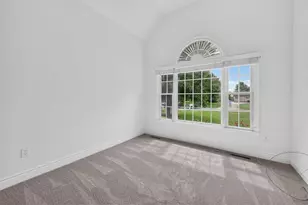 375 Violet Ct, Clinton Township, PA 16056 - Photo 7