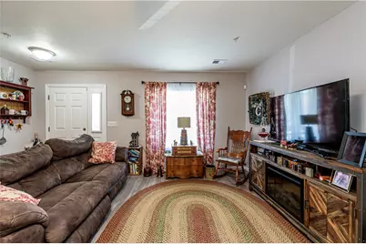 559 Sunview Cir, Derry Township, PA 15650 - Photo 15