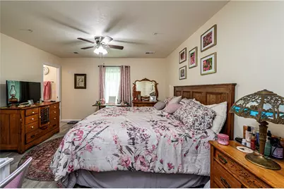 559 Sunview Cir, Derry Township, PA 15650 - Photo 37