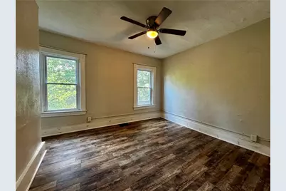 197-199 E Bellevue Ave, Ross Twp, PA 15202 - Photo 11