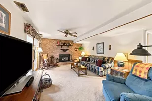 459 Troutwood Dr, Pittsburgh, PA 15237 - Photo 21