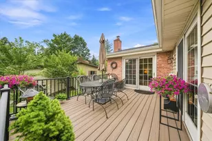 459 Troutwood Dr, Pittsburgh, PA 15237 - Photo 27