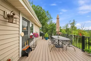 459 Troutwood Dr, Pittsburgh, PA 15237 - Photo 25