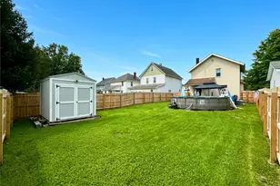 1028 Dewey Ave, New Castle, PA 16101 - Photo 35