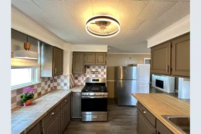 1028 Dewey Ave, New Castle, PA 16101 - Photo 15