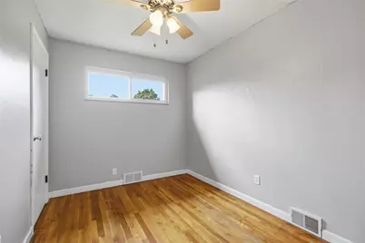 1630 Old Brodhead Rd, Center Township, PA 15061 - Photo 11