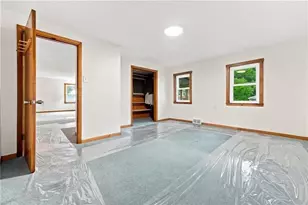 2219 Berger St, Shenango Township, PA 16101 - Photo 7