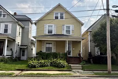 319 Wayne Ave, Ellwood City, PA 16117 - Photo 1