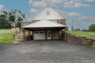 880 E Hill Dr, New Kensington, PA 15068 - Photo 31
