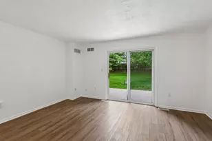 136 Mosside Loop, Seven Fields Boro, PA 16046 - Photo 7