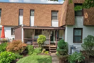 691 Shady Dr E, Pittsburgh, PA 15228 - Photo 27