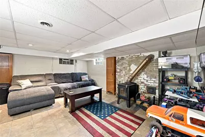 314 Crest Ave, Charleroi Boro, PA 15022 - Photo 7
