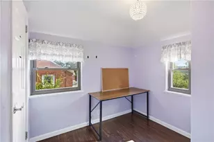2402 Hillview St, Pittsburgh, PA 15234 - Photo 15