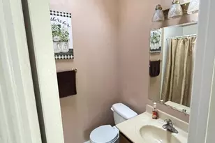 537 Haverhill Rd, Baldwin Twp, PA 15228 - Photo 21