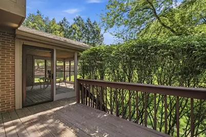 210 Reichold Rd, Pittsburgh, PA 15090 - Photo 39