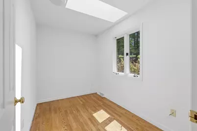 210 Reichold Rd, Pittsburgh, PA 15090 - Photo 17
