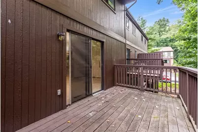 350 Woodbridge Dr, Ross Twp, PA 15237 - Photo 5