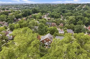 310 Morrison Dr, Pittsburgh, PA 15216 - Photo 25