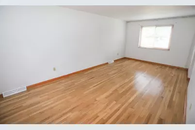 789 Dichicco Drive, North Versailles, PA 15137 - Photo 3