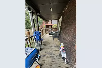 1372 Traymore Ave, Pittsburgh, PA 15221 - Photo 11