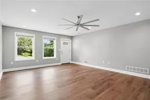 529 Weston Wy, Elliott, PA 15220 - Photo 11