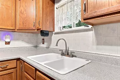 331 Clavale Dr, North Versailles, PA 15137 - Photo 7