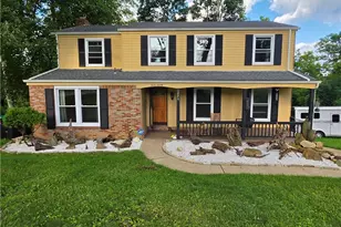 1220 Fox Run Cir, Pittsburgh, PA 15241 - Photo 1