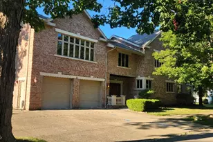650 Washington Ave, Ellwood City, PA 16117 - Photo 3