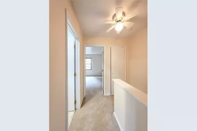 454 Country View Ct, Pittsburgh, PA 15205 - Photo 9